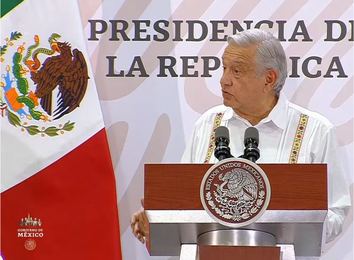 El Presidente López Obrador ofrece su Quinto Informe de Gobierno en Campeche y éstos son lo políticos de la oposición que asistieron