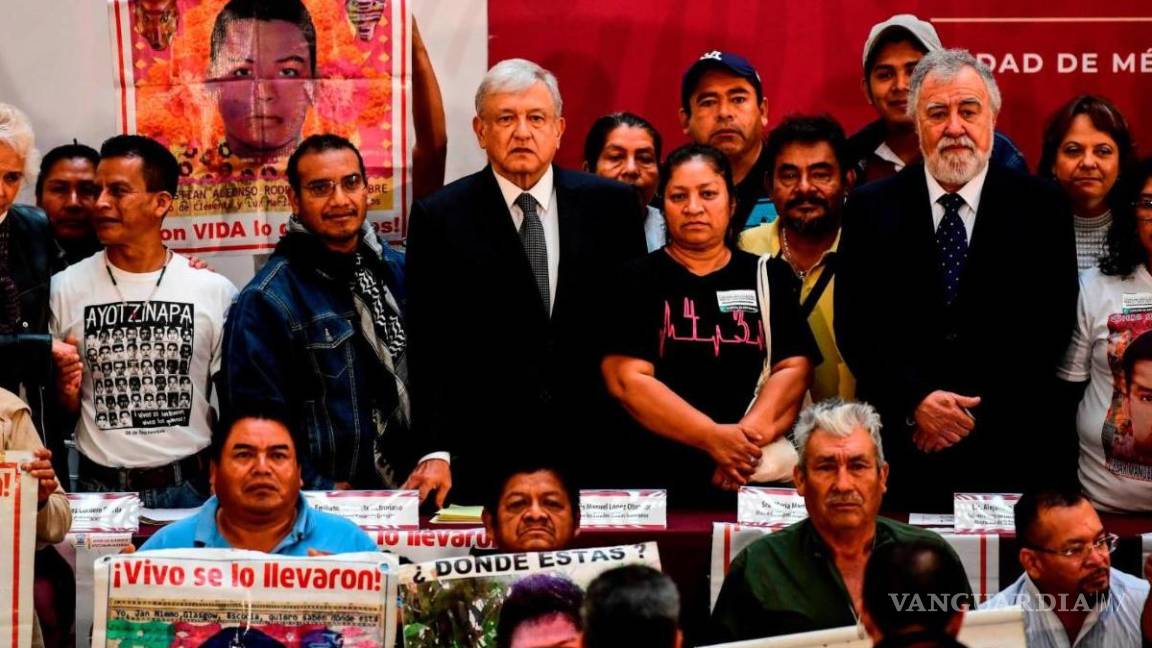 Noveno Aniversario de la Desaparición de los 43: Padres se reúnen con AMLO en Palacio Nacional