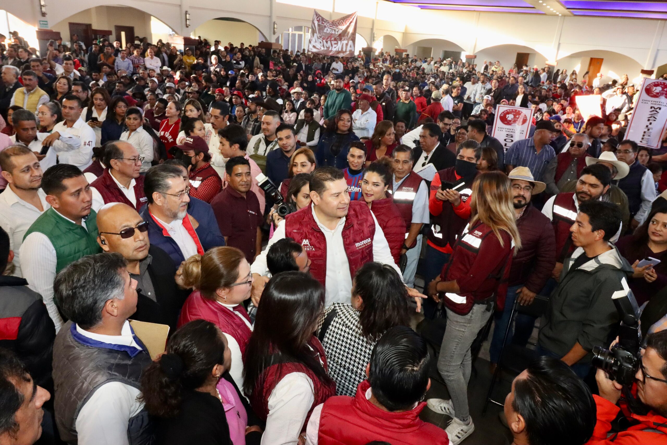 Puebla se une a la Transformación Nacional bajo el estandarte de la 4T: Armenta